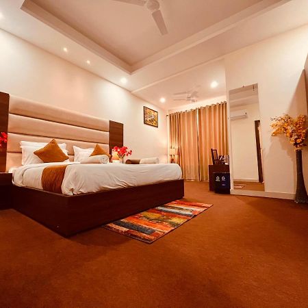 Hotel Olive Inn, Харідвар Екстер'єр фото