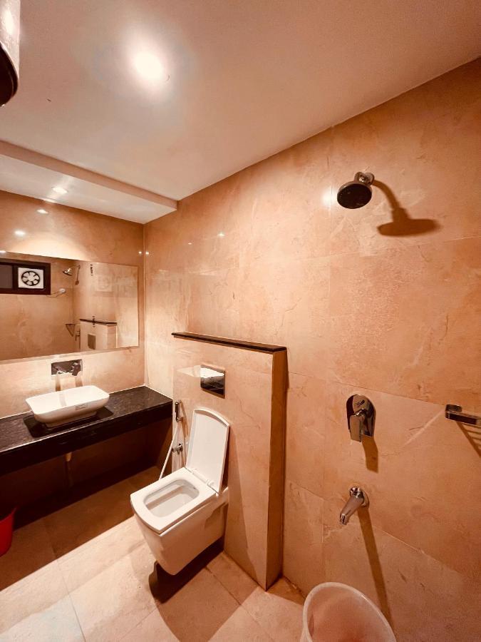 Hotel Olive Inn, Харідвар Екстер'єр фото