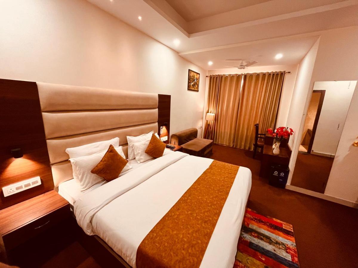 Hotel Olive Inn, Харідвар Екстер'єр фото